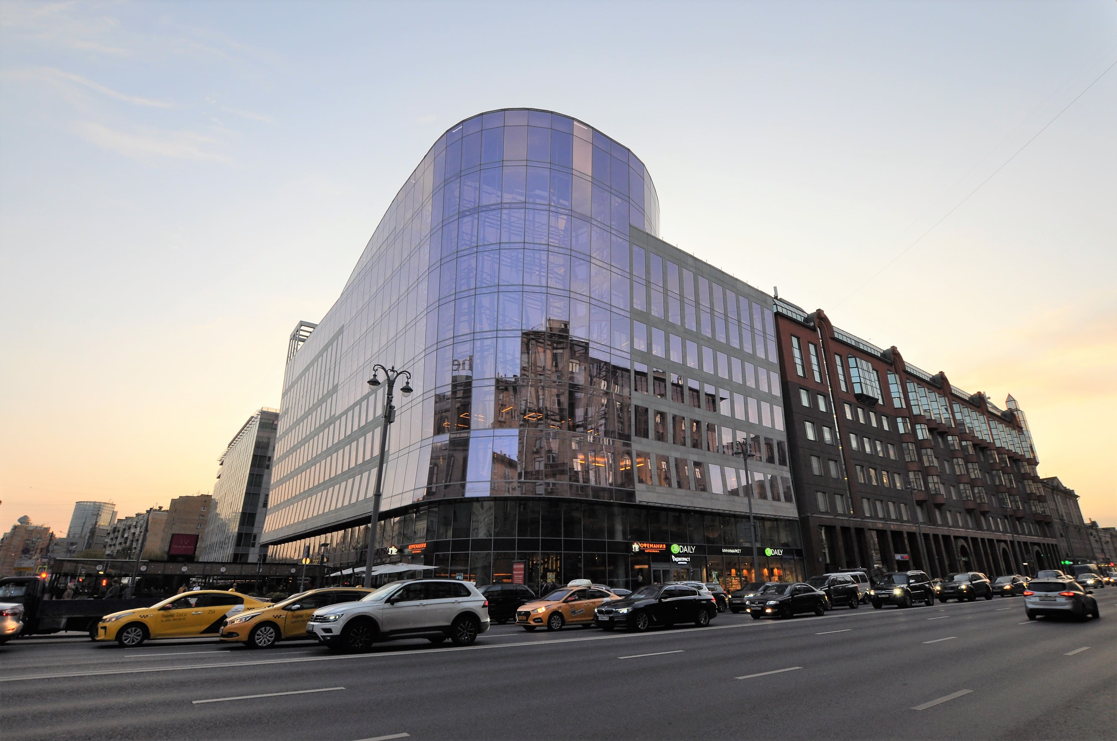 Бизнес центр 4 Winds Plaza - Аренда офиса 1000 м2 на Белорусской